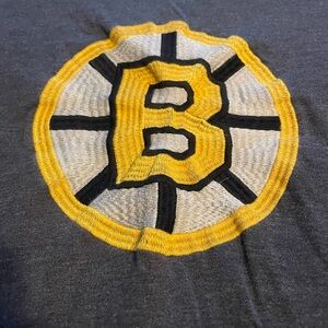Bruins T-Shirt Medium
